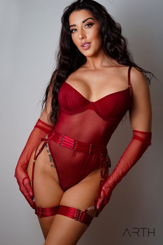 Vínové body s podvazky Barbora